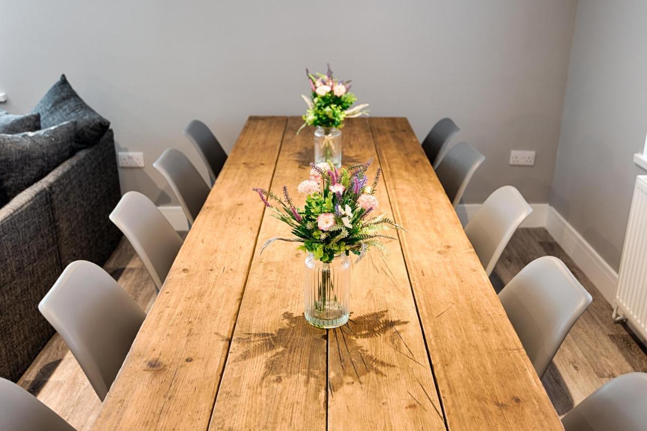 3 Rm Studio, Open-Plan Living, Dining, & Kitchen ลาแนคลี ภายนอก รูปภาพ