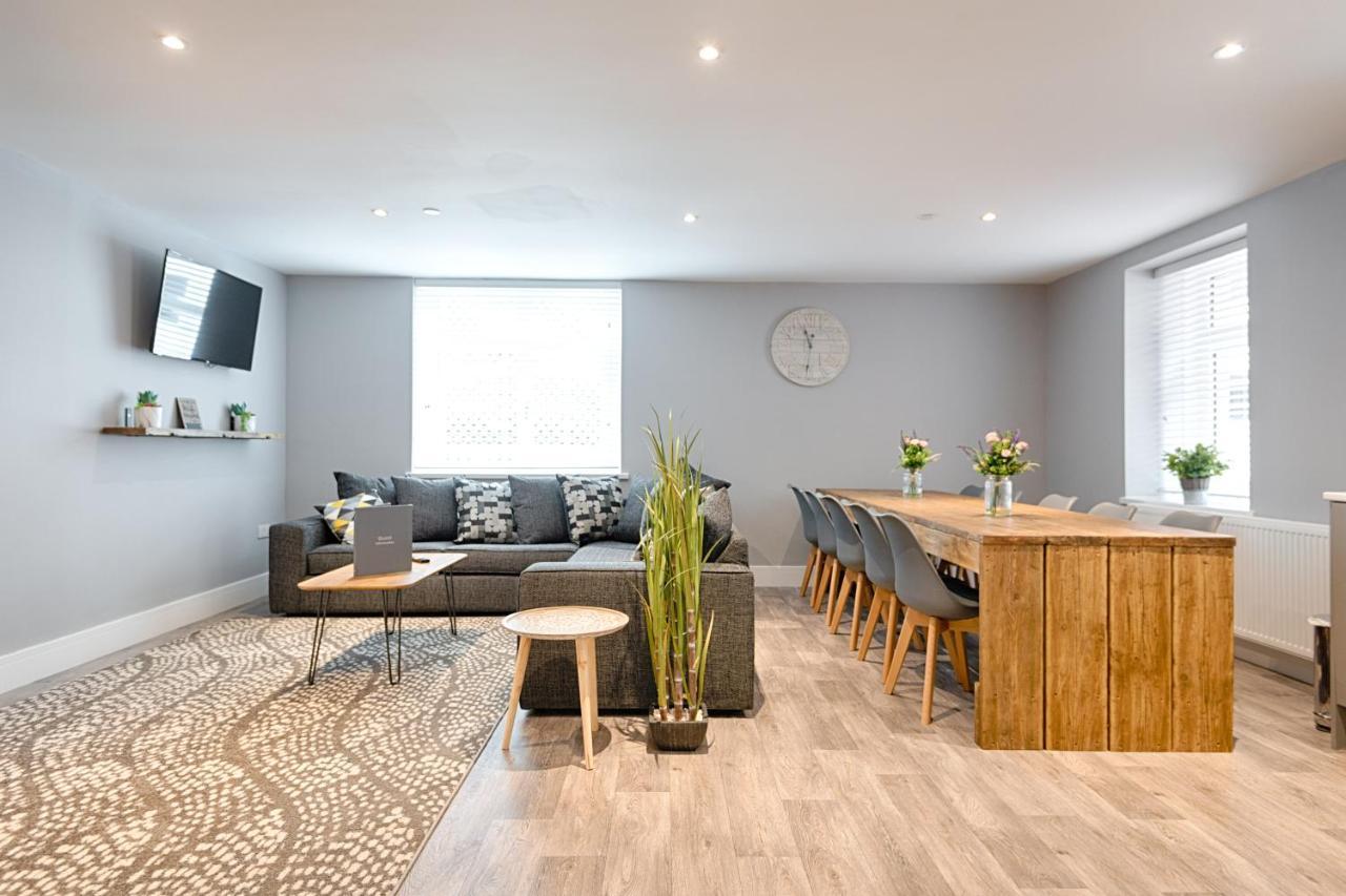 3 Rm Studio, Open-Plan Living, Dining, & Kitchen ลาแนคลี ภายนอก รูปภาพ